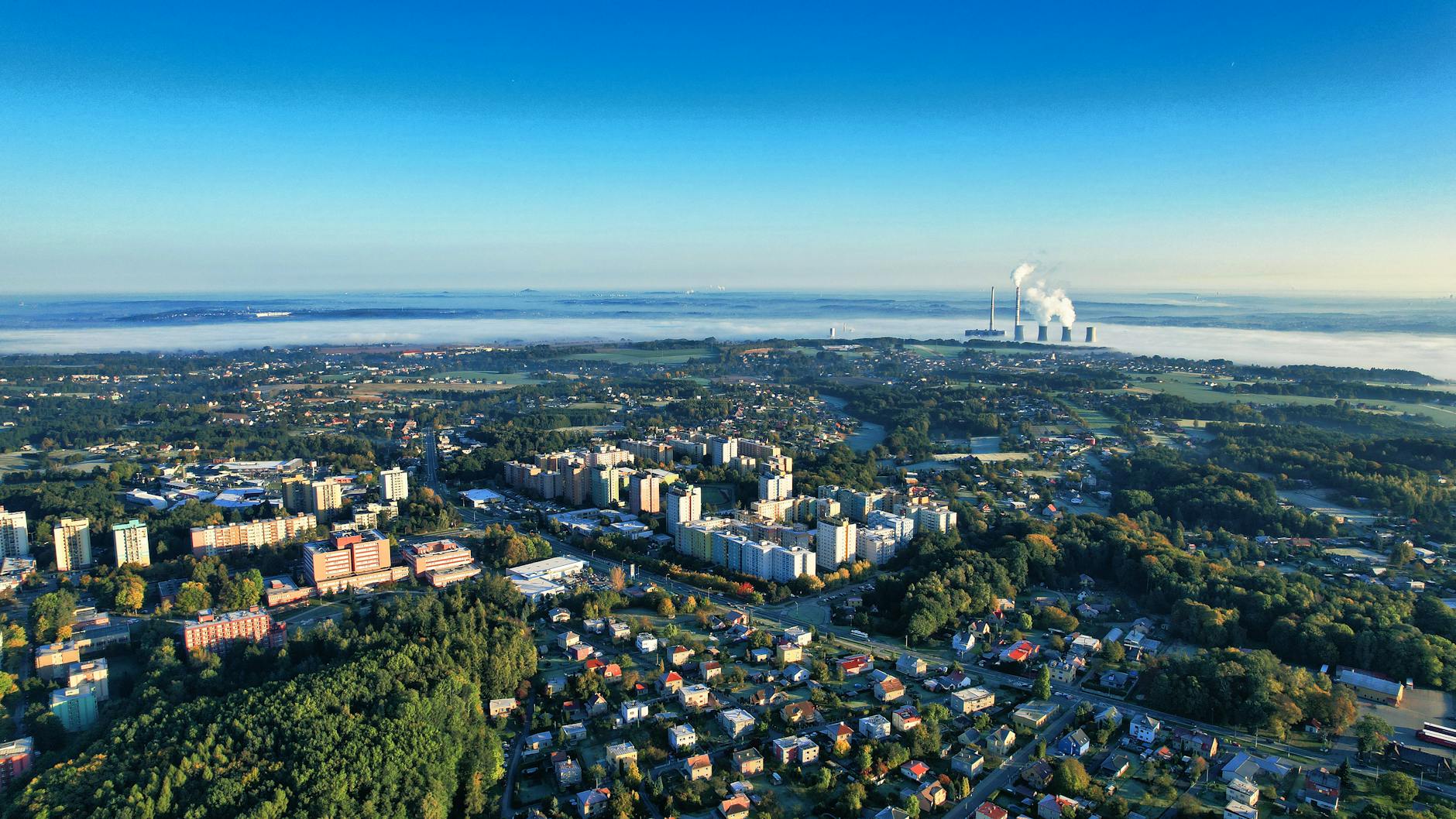 Mapa zanieczyszczenia powietrza w Zgierzu wskazująca wysokie stężenia pyłu PM2.5